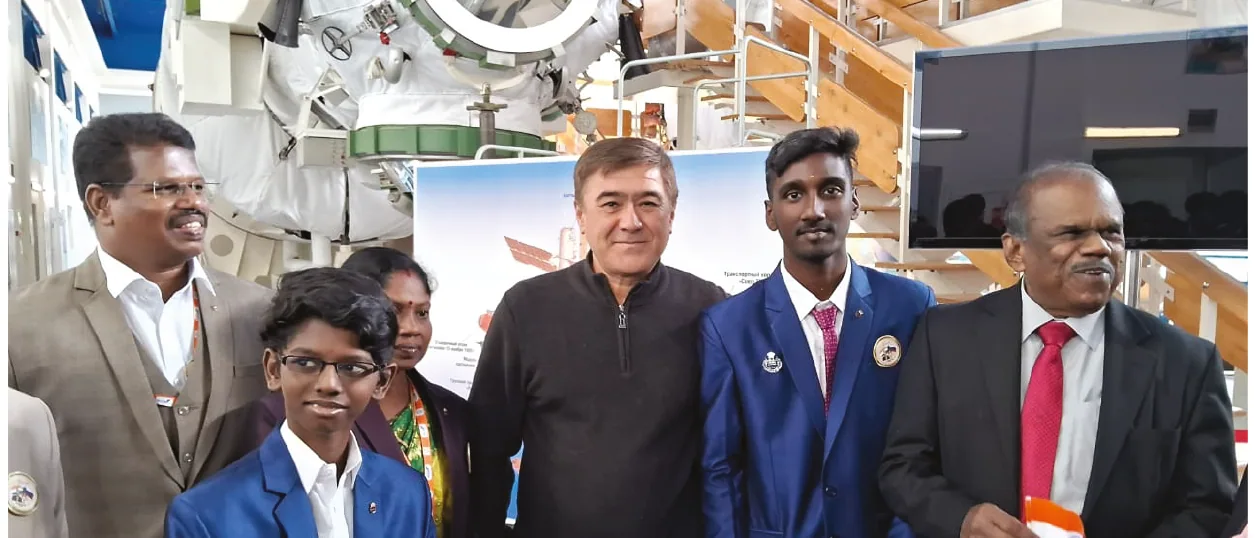 Agathiar rocket science participants and organisers
